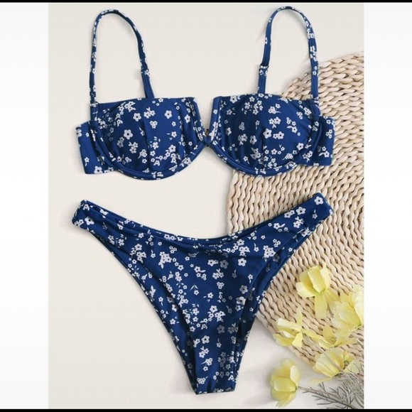 Bikini set - Picture 2 of 6